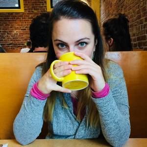 Meet your Posher, Katelyn